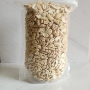 Premium Crispy Broken Cashew nuts (¼) from Nattukottai nuts1st Quality